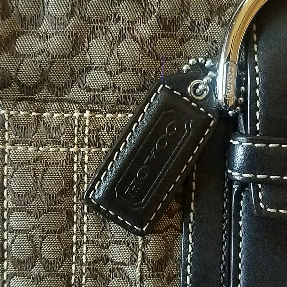 Coach handbag - Picture 2 of 3